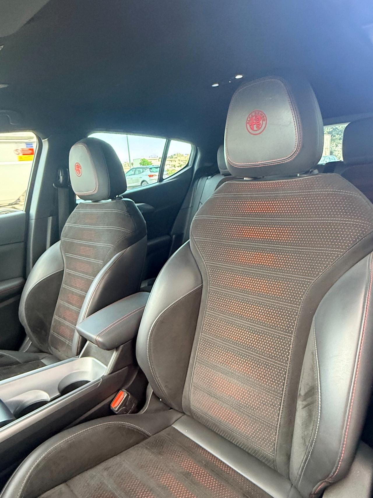 Alfa Romeo Tonale 1.5 160 CV MHEV BENZINA/ELETTRICA Veloce, automatica ,APPLE CARPLAY,VIRTUAL COCKPIT,TELECAMERA,NAV