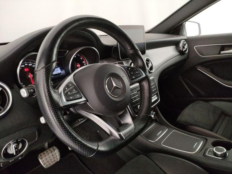 Mercedes-Benz GLA 220 Premium 4matic auto