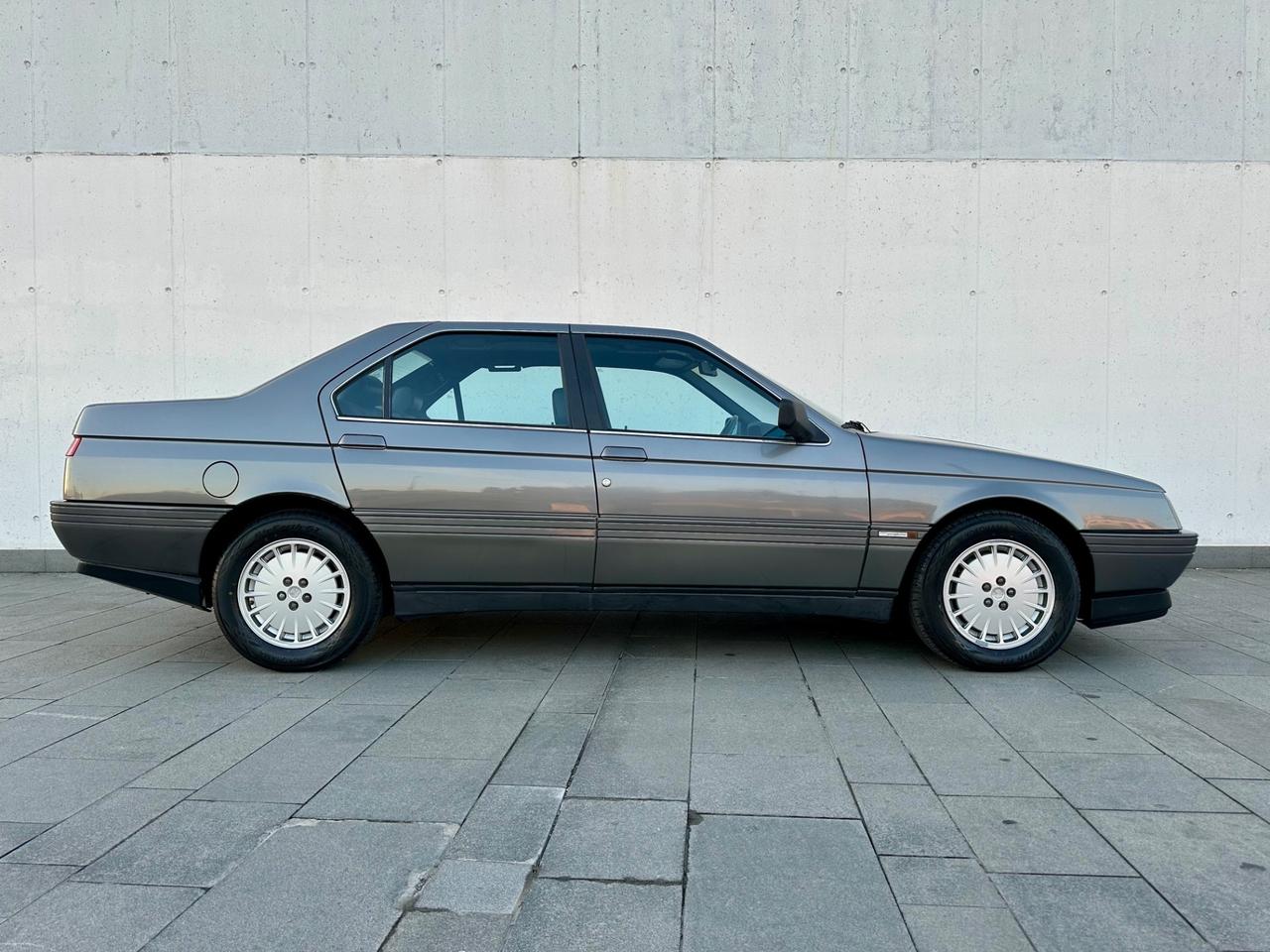Alfa Romeo 164 2.0i V6 turbo motore nuovo