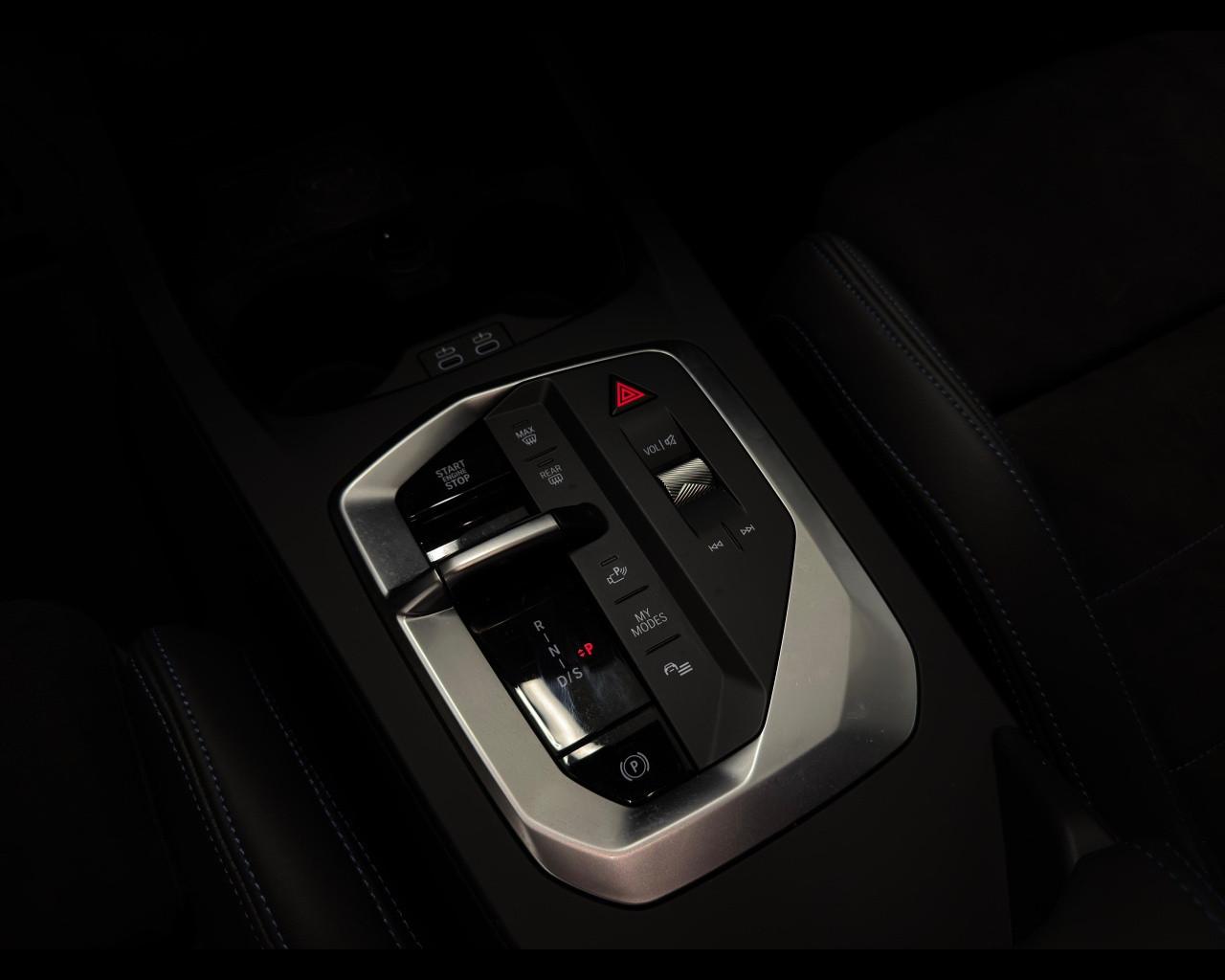 BMW Serie 1 (F70) - 118d MSport