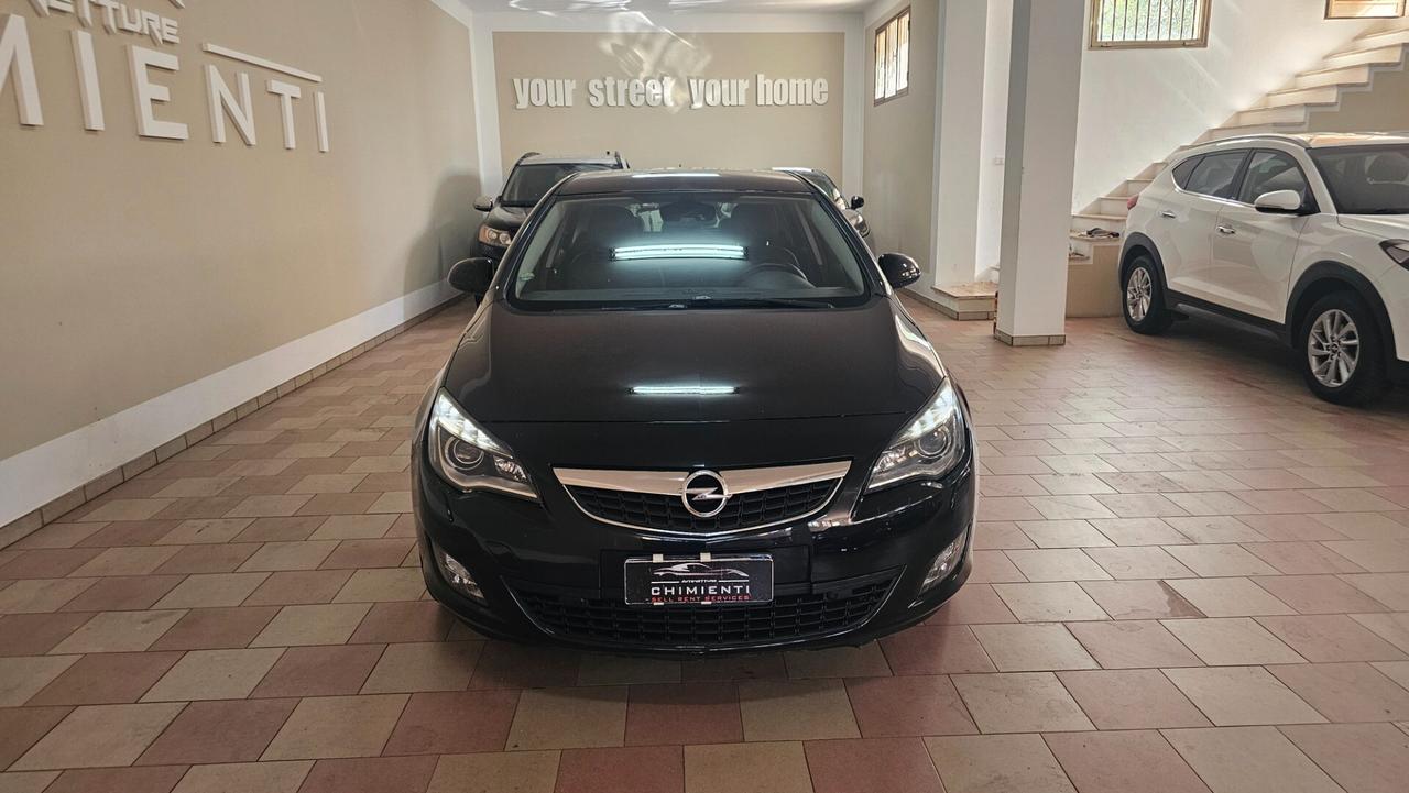 Opel Astra 1.7 CDTI 125CV 5 porte Cosmo