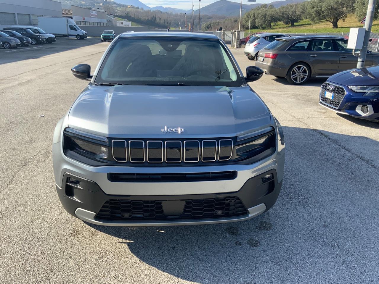 Jeep Avenger 1.2 Turbo MHEV Summit