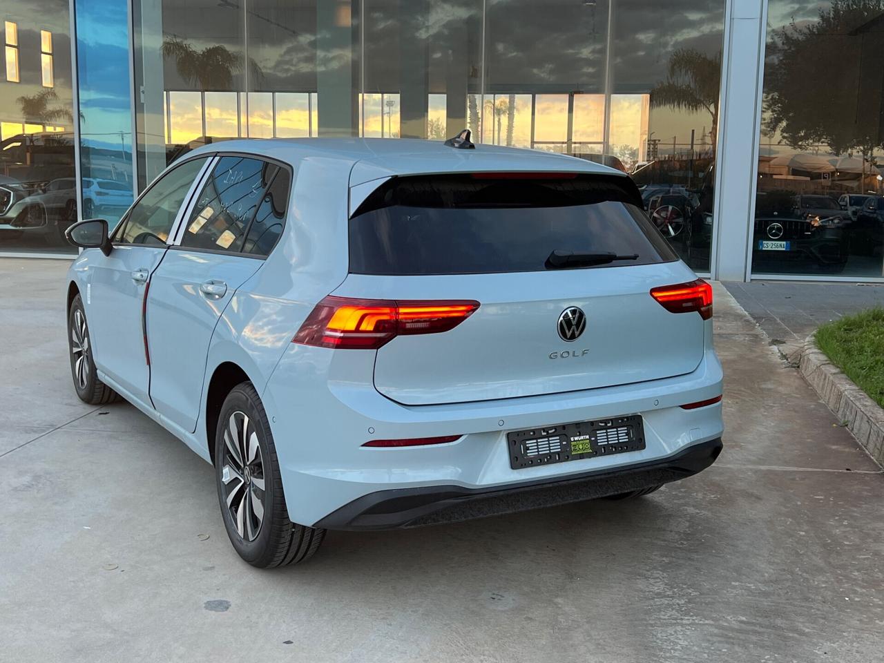 Volkswagen Golf 1.5 tsi 115cv possibilità noleggio no scoring