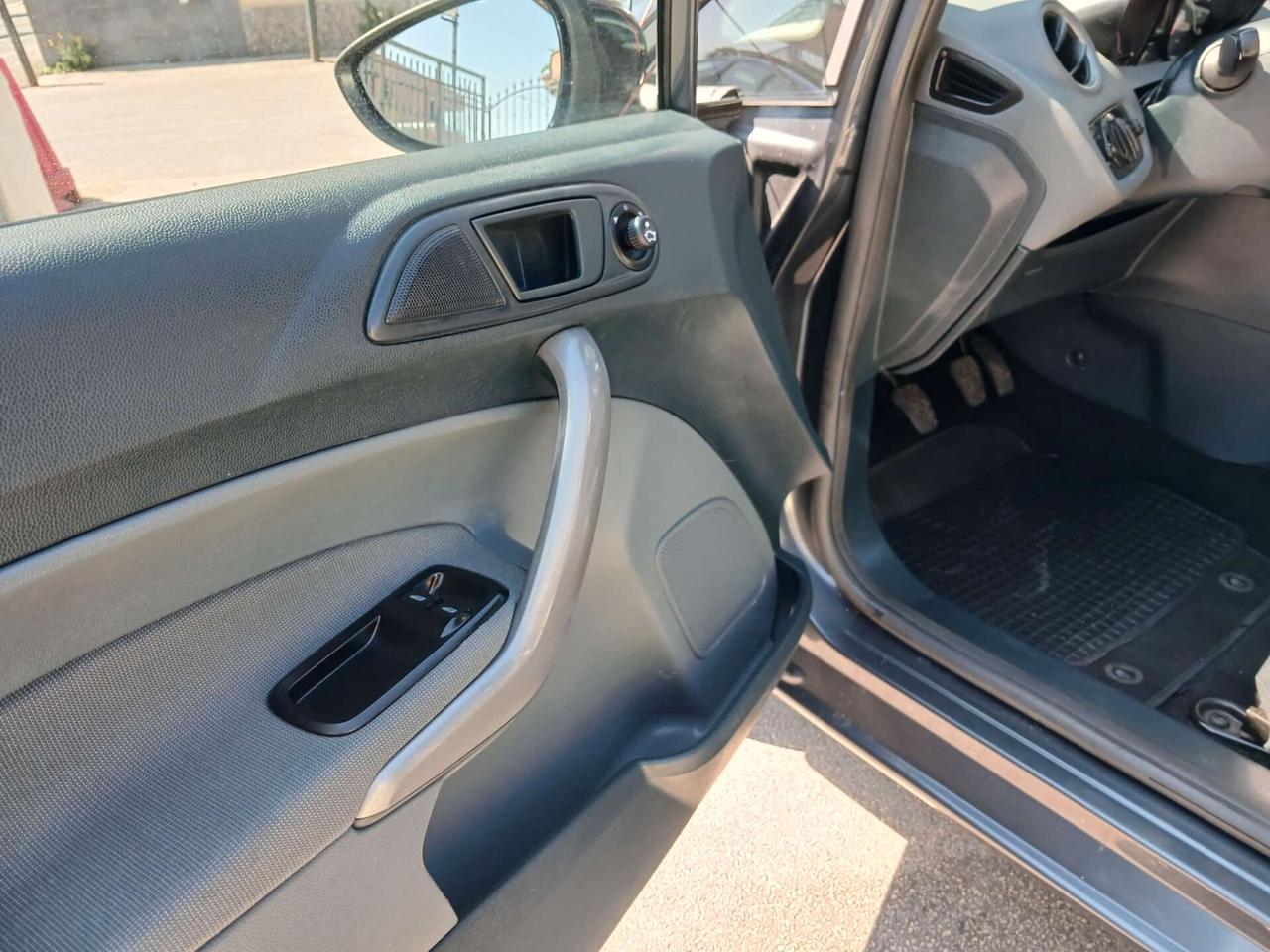 Ford Fiesta 1.4 TDCI 5P. Provenienza Nord Italia