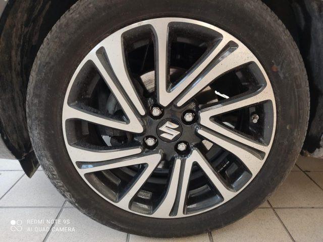 SUZUKI Swift 1.2 Hybrid Top