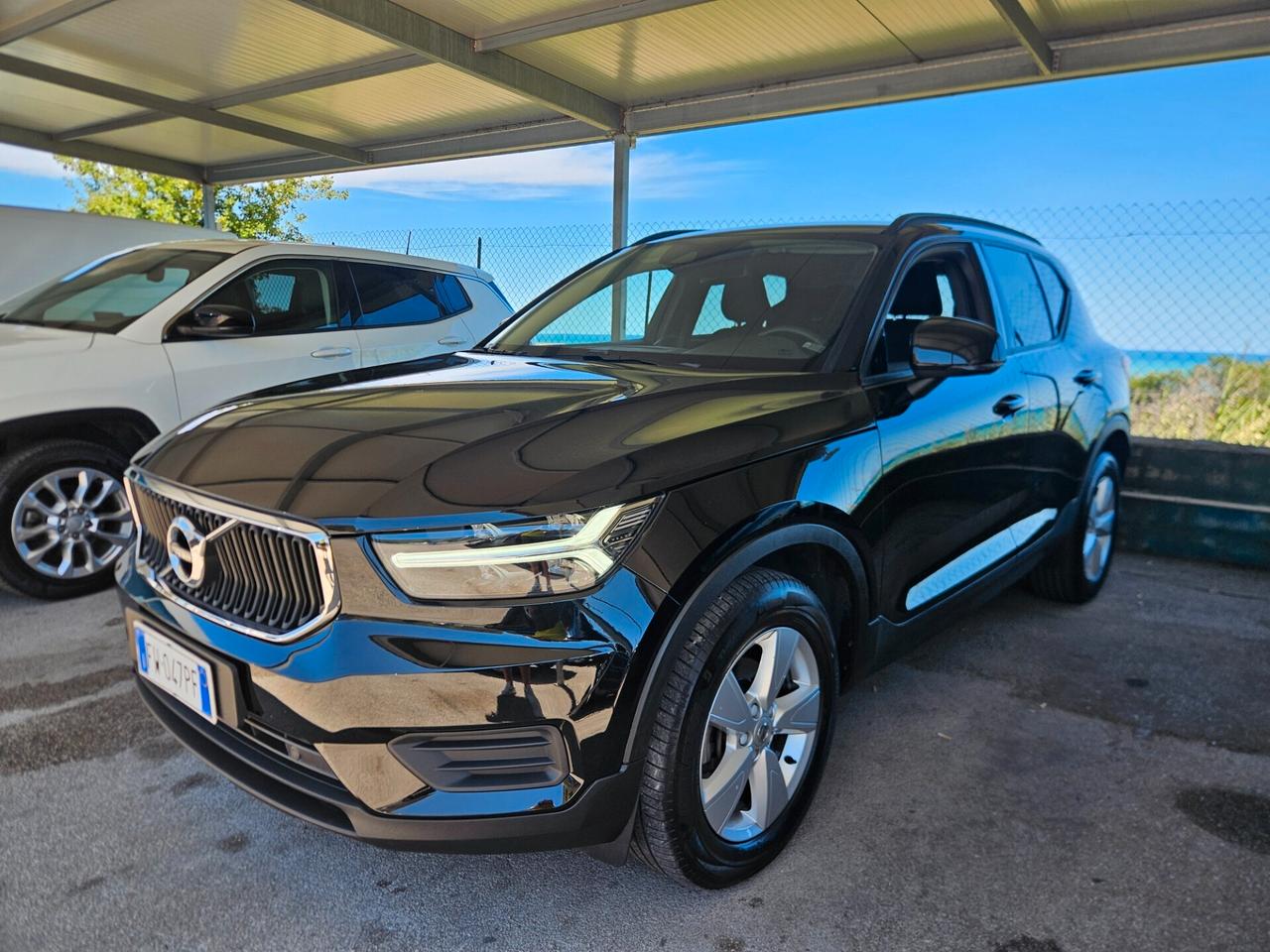 Volvo XC40 D3 Momentum My21 150cv