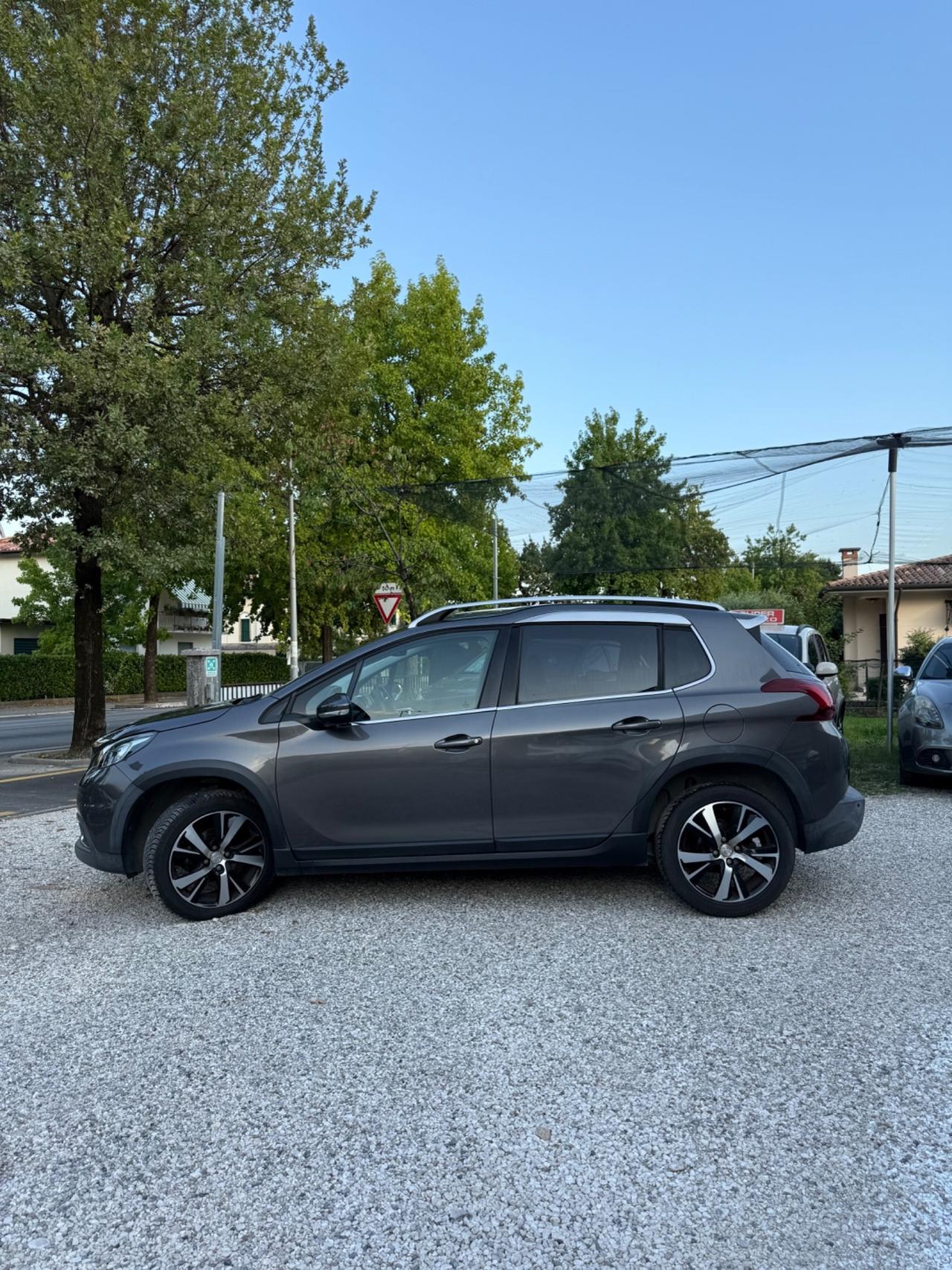 Peugeot 2008 BlueHDi 100 GT Line