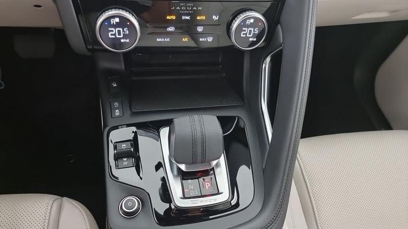 Jaguar E-Pace E-Pace 2.0D I4 163 CV AWD Auto SE N1 Autocarro