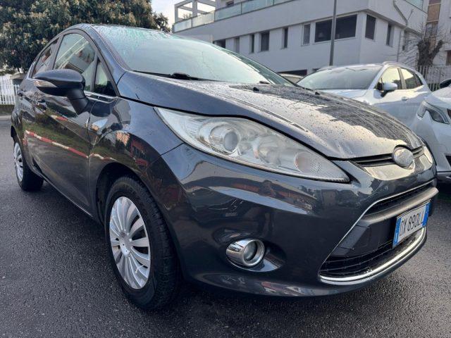 FORD Fiesta + 1.4 TDCi 68CV 5 porte