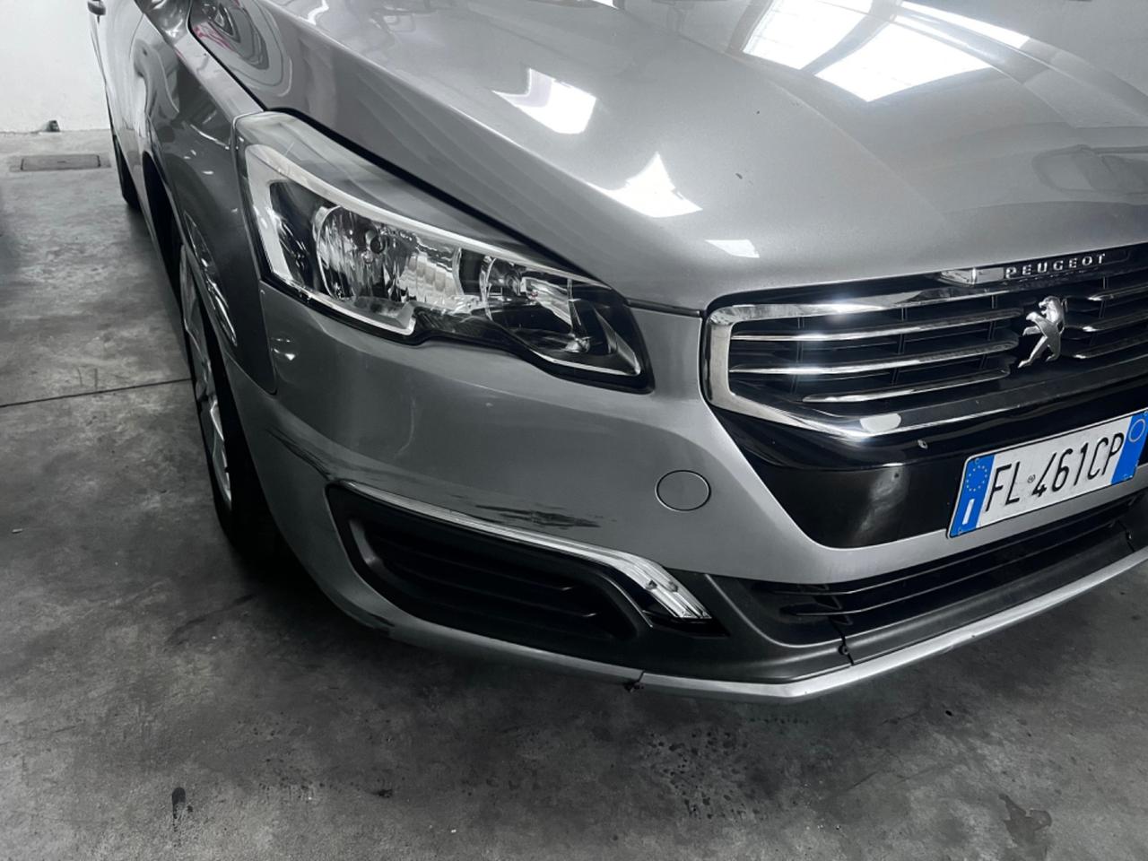 Peugeot 508 BlueHDi 120 EAT6 S&S SW Allure