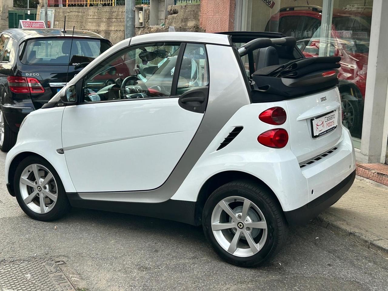 Smart ForTwo 1000 62 kW cabrio pulse