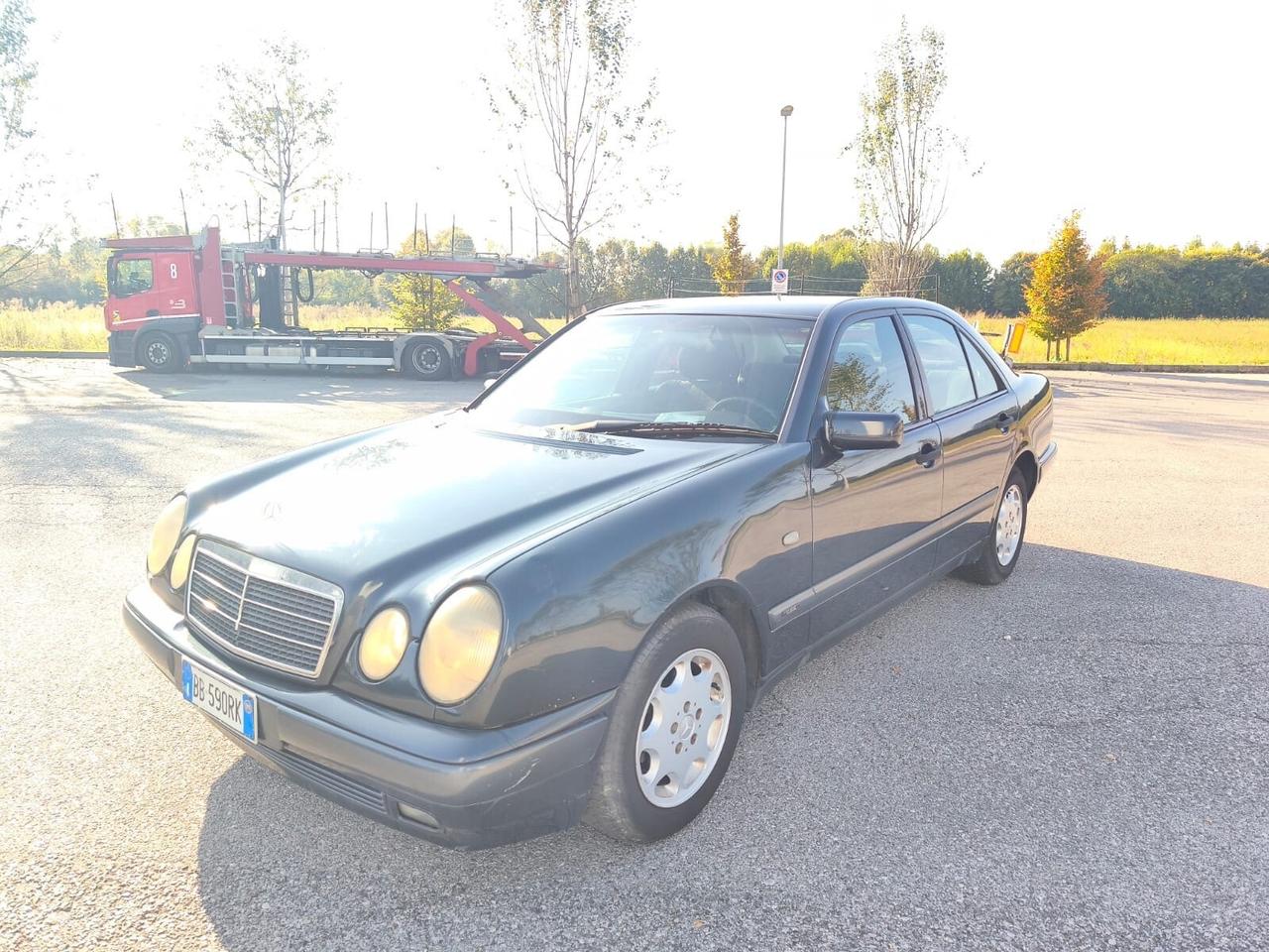 Mercedes-benz E 220 CDI cat S.W. Avantgarde