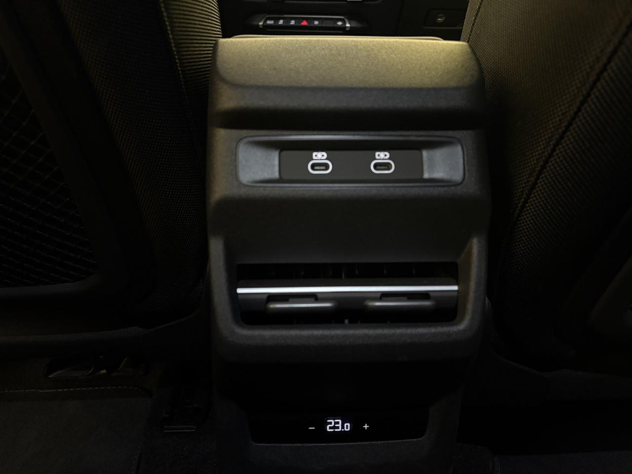 AUDI Q3 SPORTBACK TFSI S-TRONIC