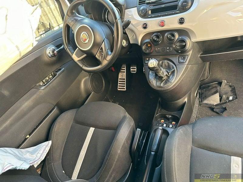 Abarth 500 500 1.4 Turbo T-Jet Custom