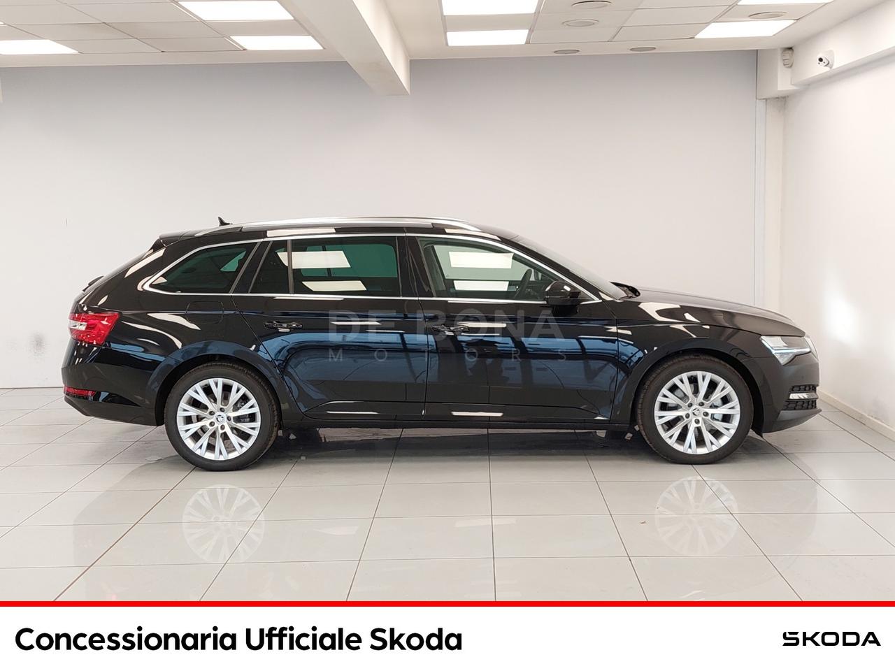 Skoda Superb wagon 2.0 tdi evo executive 150cv dsg