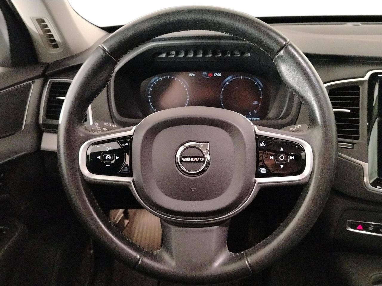 Volvo XC90 2.0 b5 Momentum awd