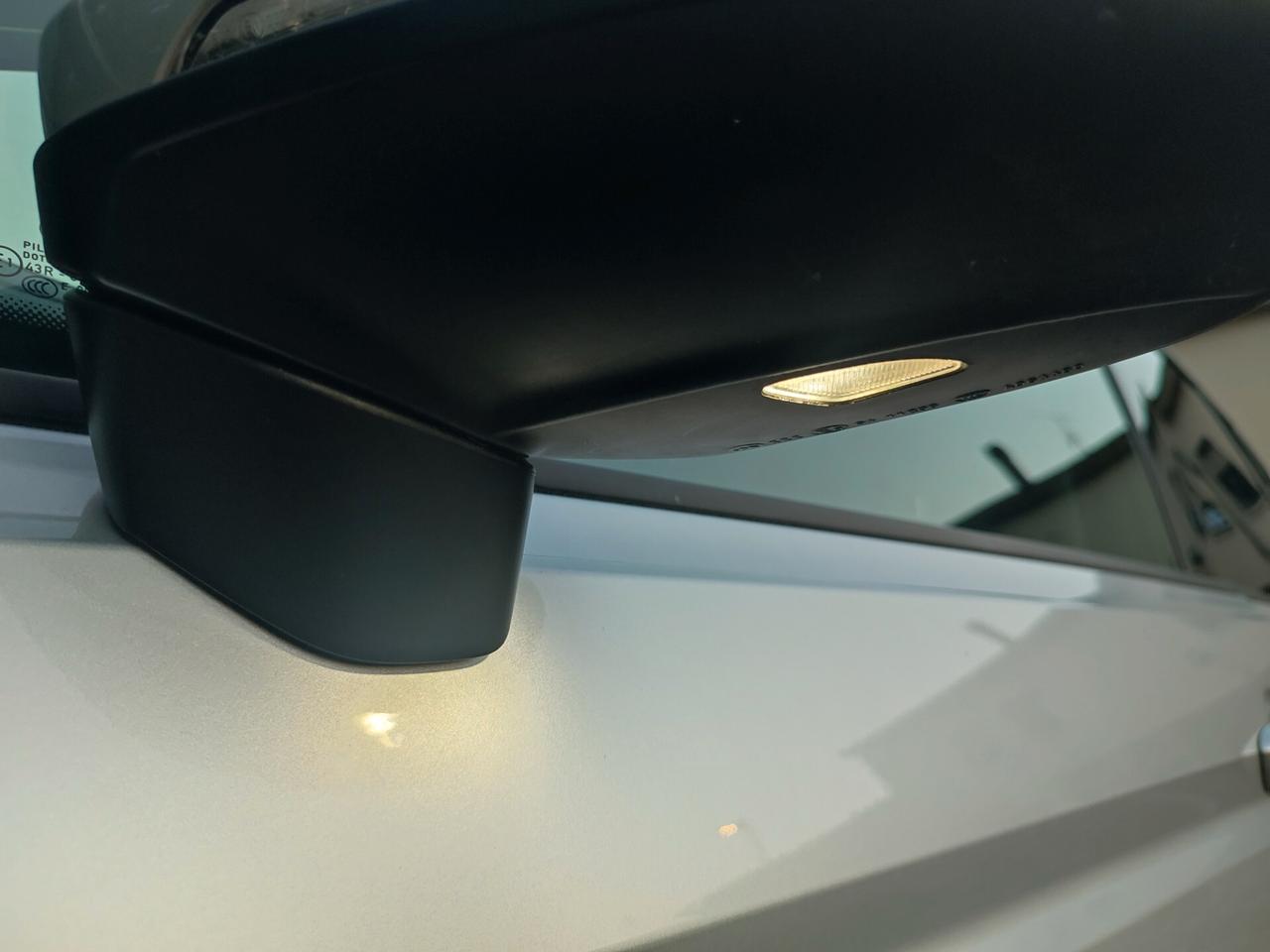 VOLKSWAGEN TOURAN 2018 DIESEL 7POSTI EURO6 POCHI KM NUOVA