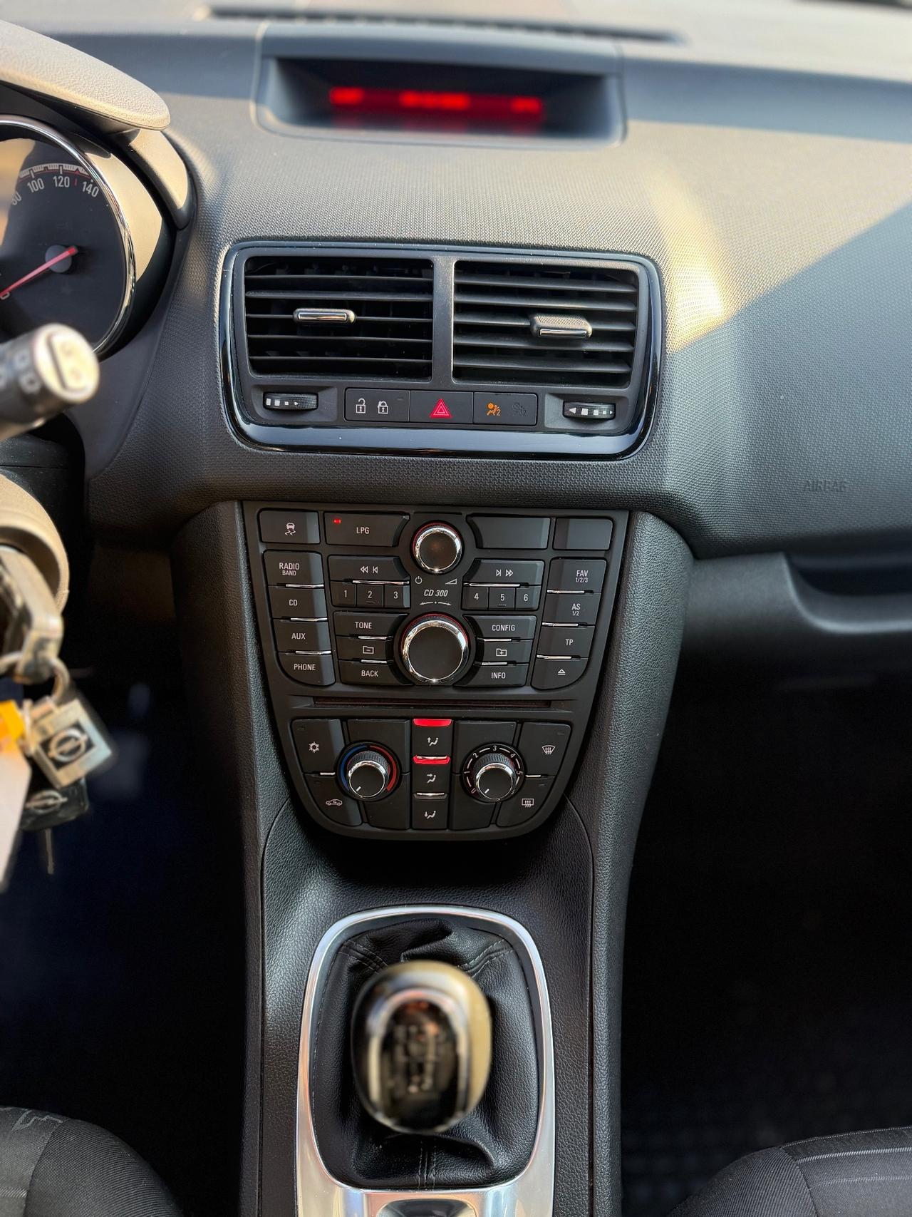 Opel Meriva 1.4 GPL (160.000KM) NEOPATENTATI