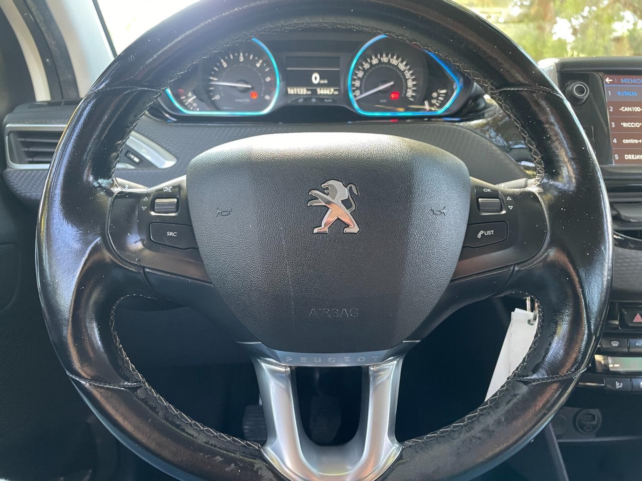 Peugeot 2008 BlueHDi 100 Allure