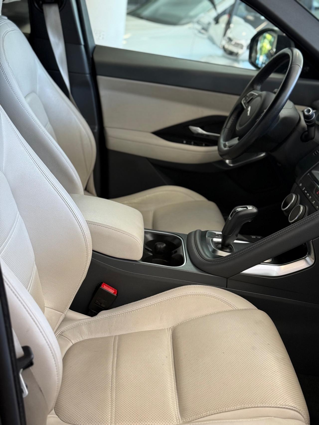 Jaguar E-Pace 2.0D 150 CV AWD aut. R-Dynamic S