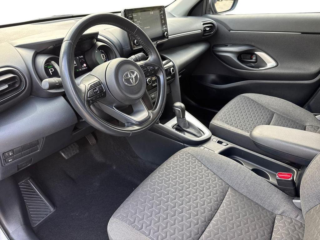 Toyota Yaris Cross 1.5h Active fwd 116cv e-cvt
