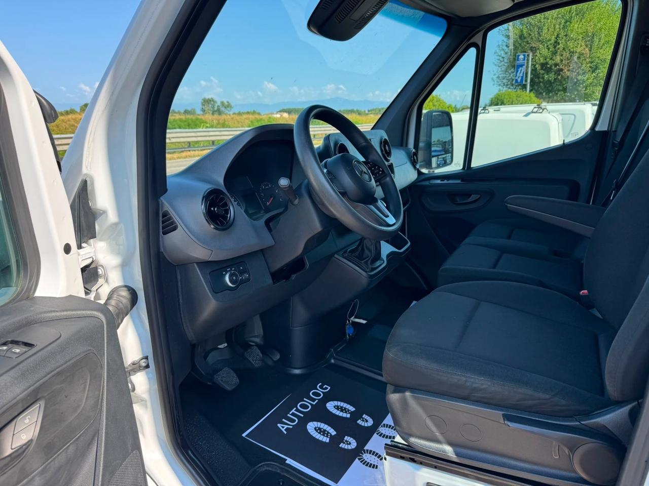 Mercedes-benz Sprinter T43/35 414 CDI RWD RG Cabinato
