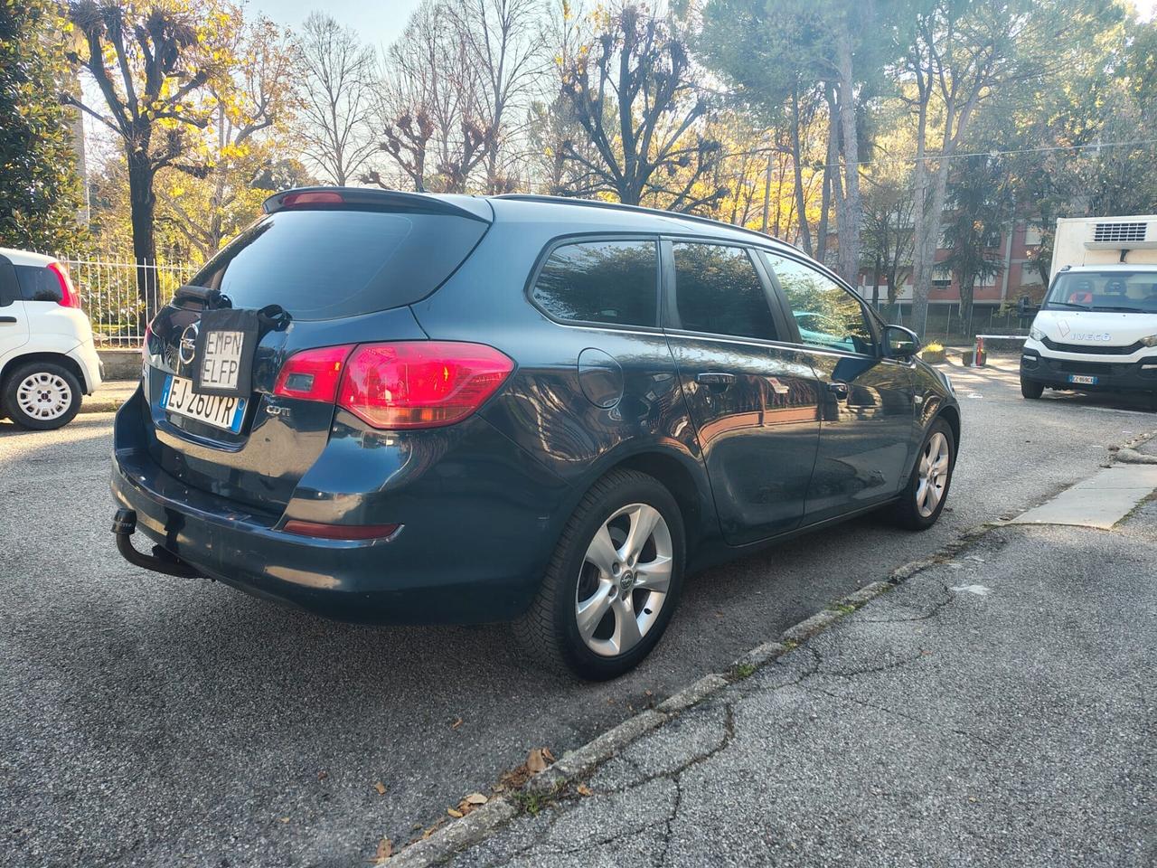 Opel Astra 1.7 CDTI 125CV Sports Tourer Cosmo