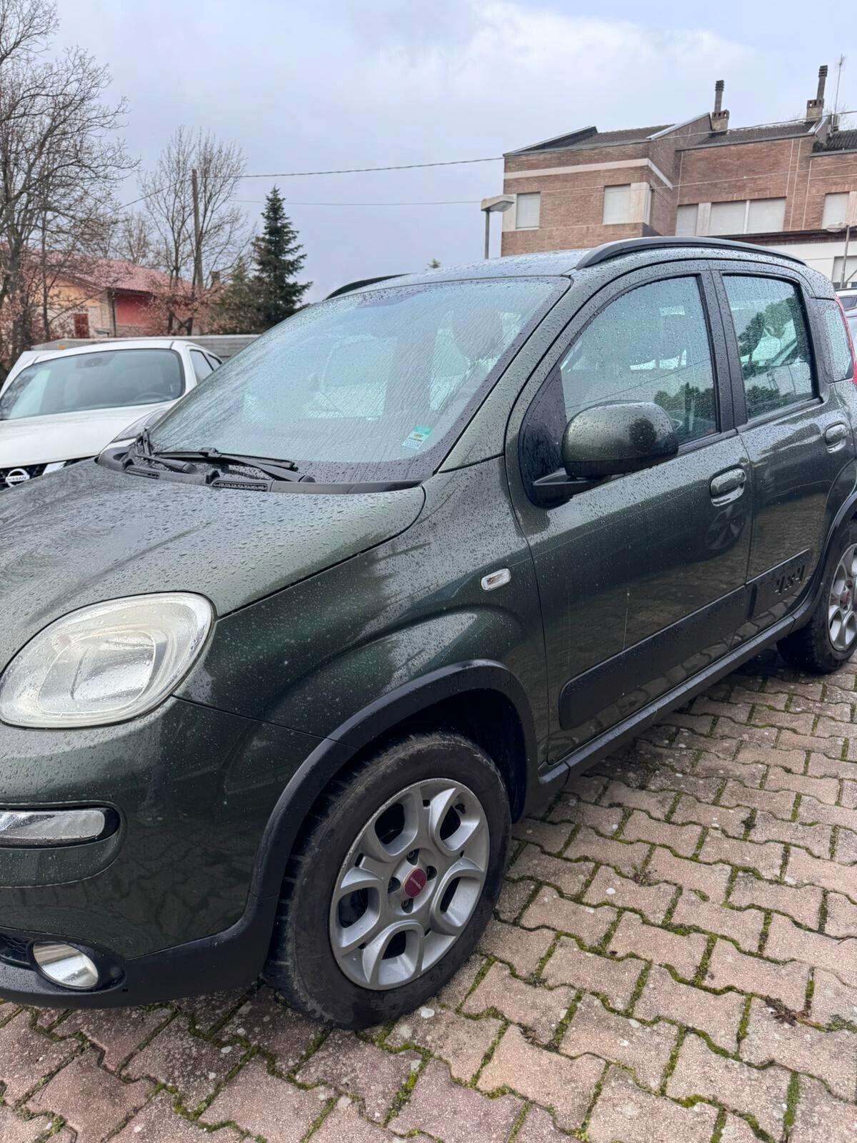 FIAT PANDA 1.3 Mjt 4x4 75CV TREKKING 2013