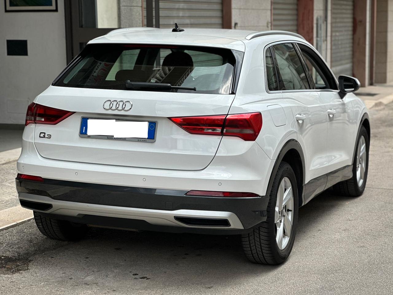 Audi Q3 35 TDI S tronic Business Advanced