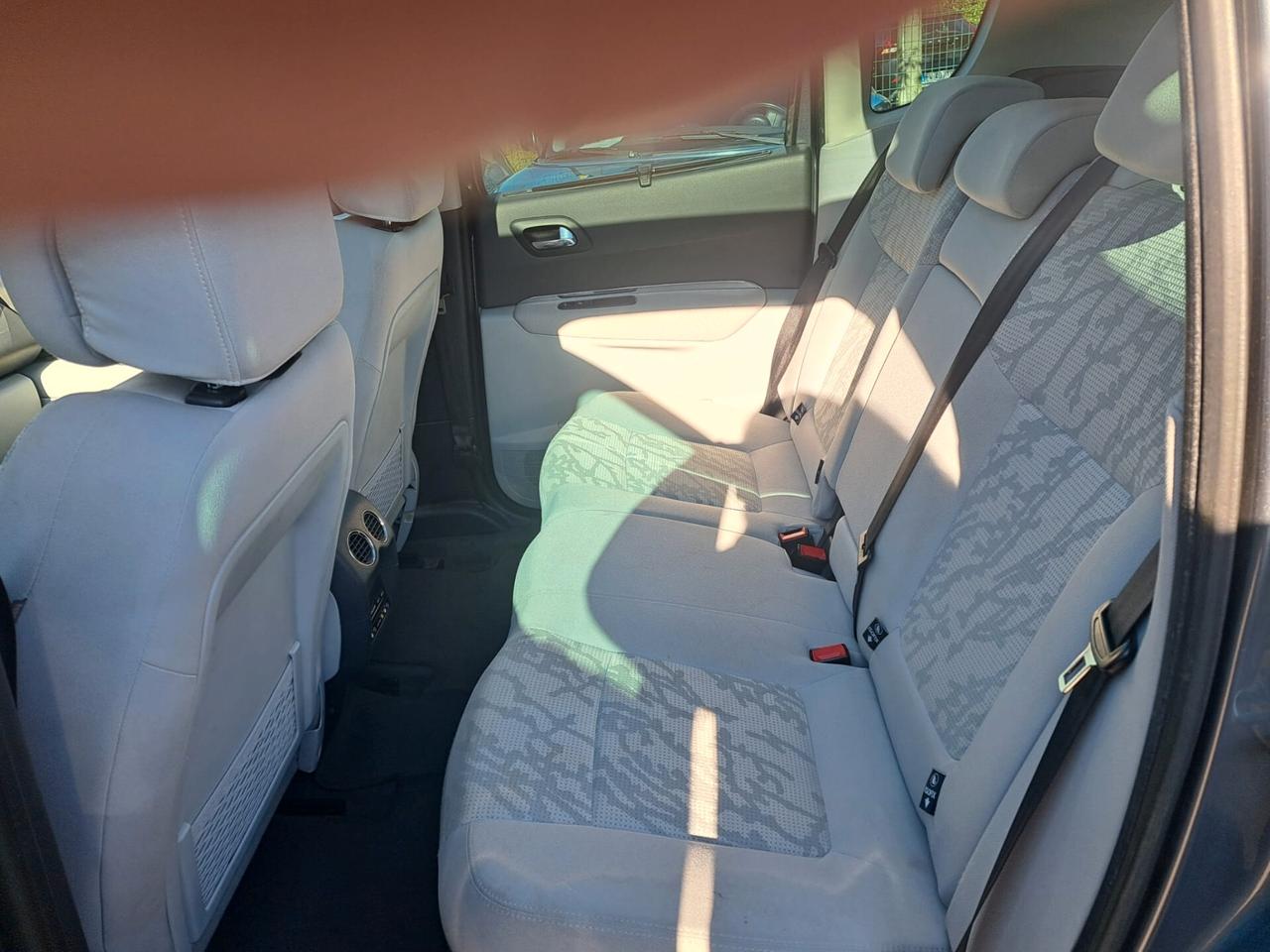 Peugeot 3008 1.6 HDi 112CV Outdoor