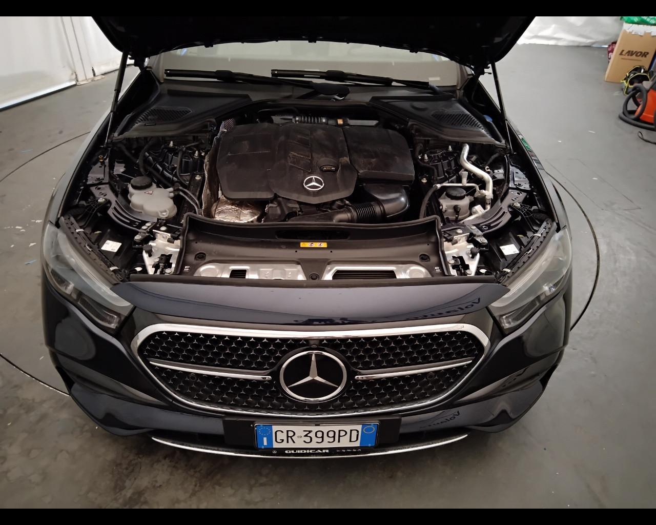 Mercedes-Benz Classe E- W214 Berlina - E 220 d AMG Line Premium auto
