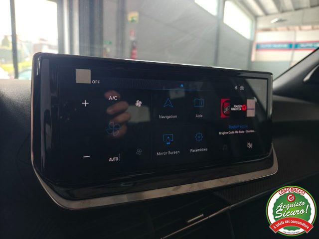 PEUGEOT 2008 Hybrid 110 e-DCS6 Style