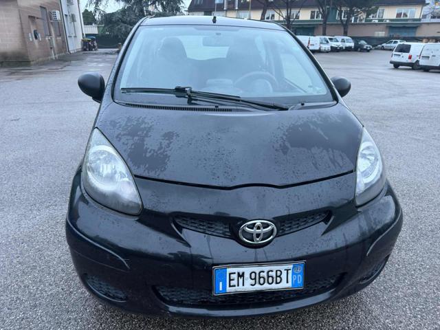 TOYOTA Aygo 1.0 12V VVT-i 5p Deep Ocean Connect Bellissima