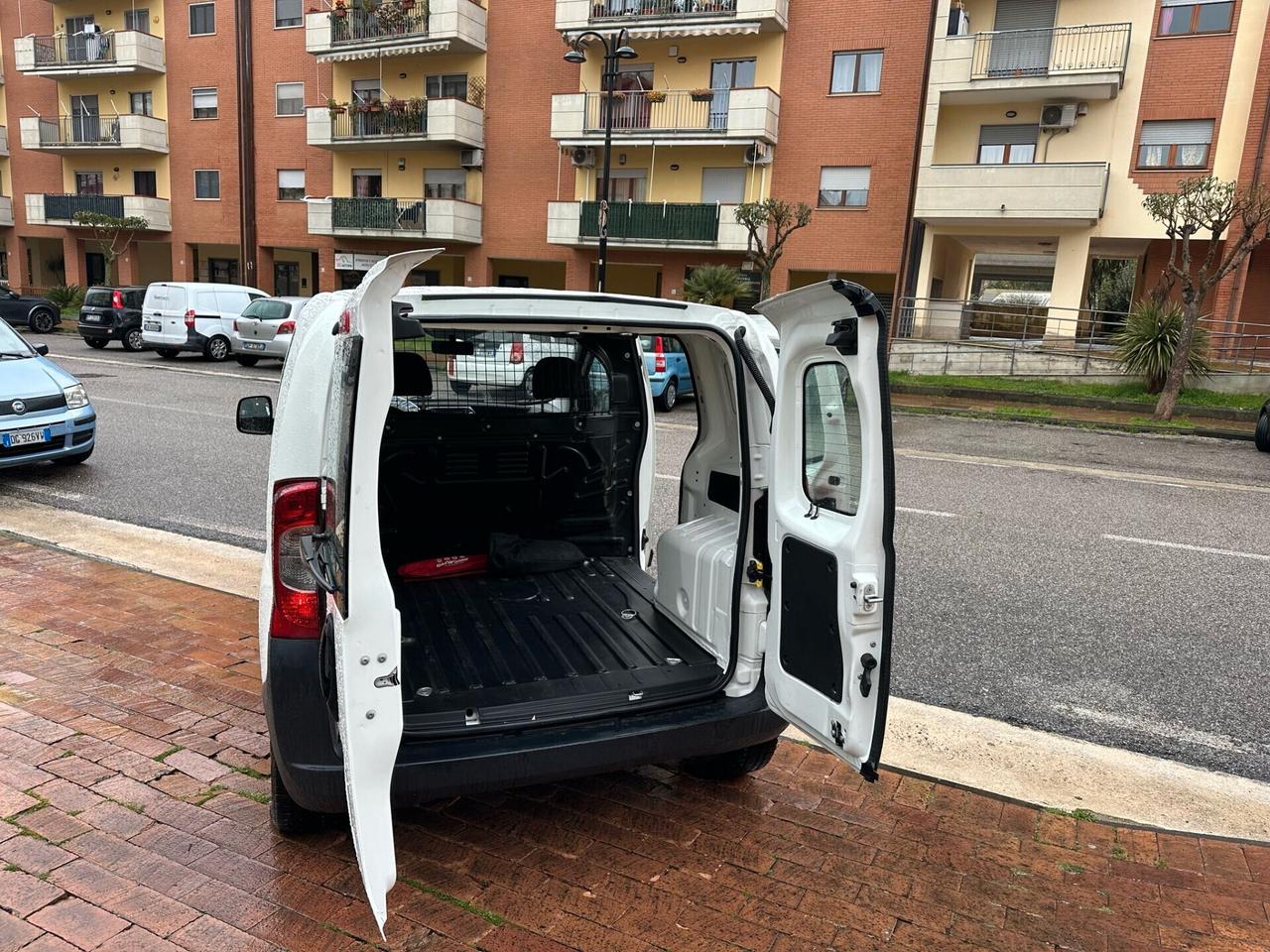 Fiat Fiorino 1.3 MJT 95CV VETRATO N1