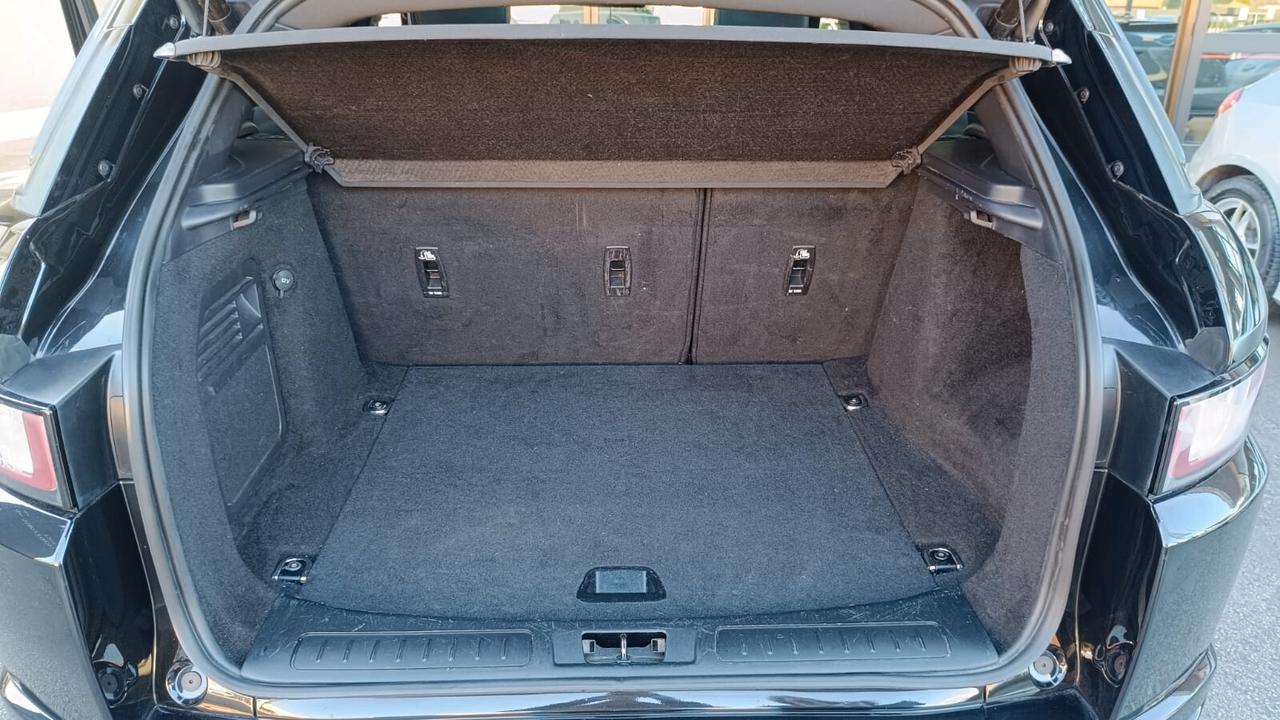 Land Rover Range Evoque 2.0 TD4 180 CV 5p. SE Dynamic