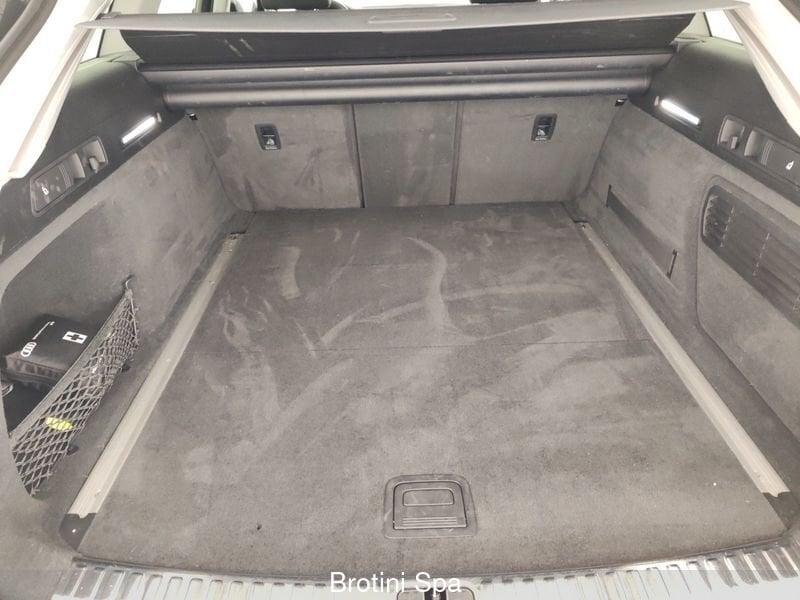 Audi A6 A6 Avant 40 2.0 TDI quattro ultra S tronic S line edition