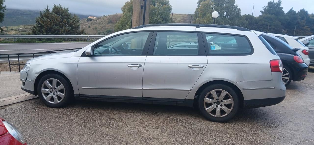 Volkswagen Passat 2.0 TDI SW Highline - 2007
