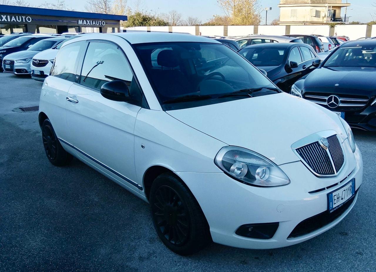 Lancia Ypsilon 1.2 DIVA