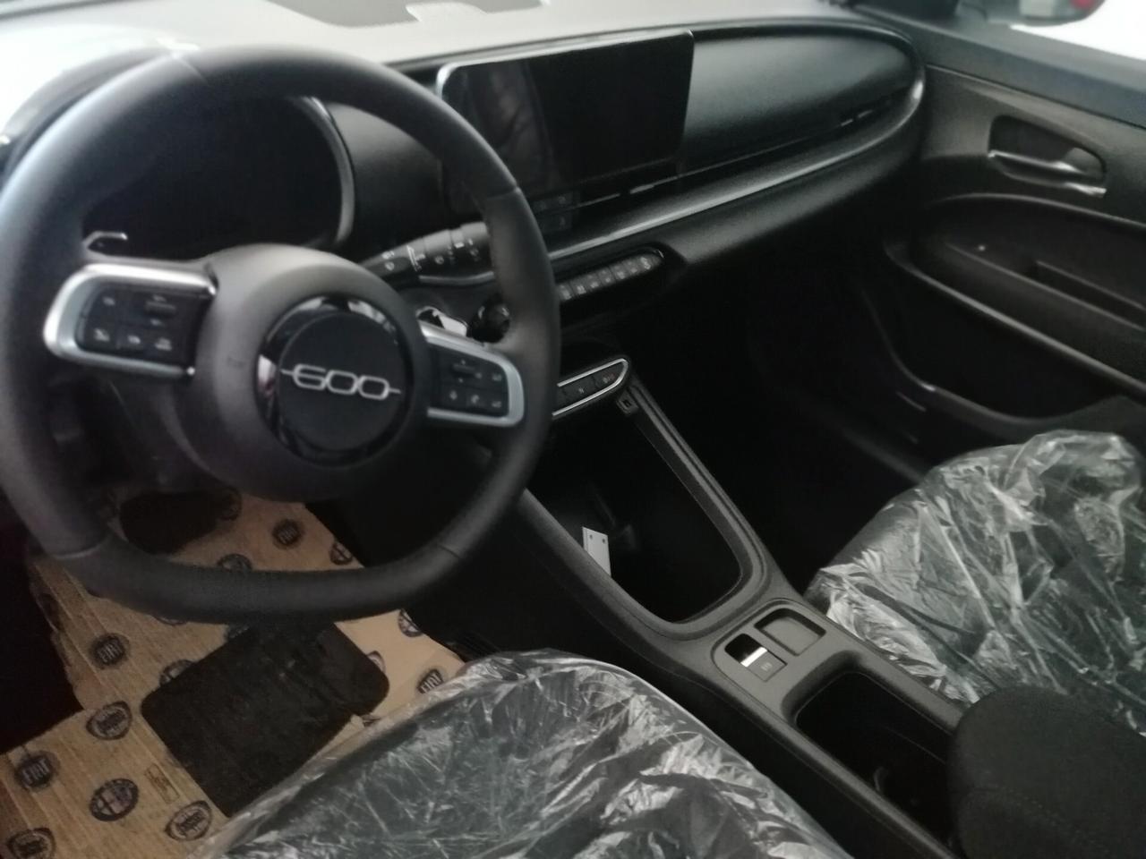 Fiat 600 Hybrid 110 CV DCT MHEV