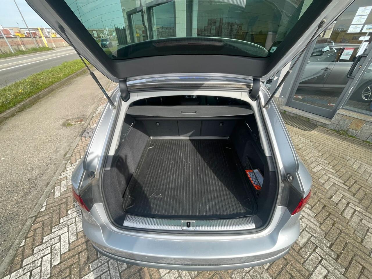 Audi A4 Avant 35 TDI S tronic Business