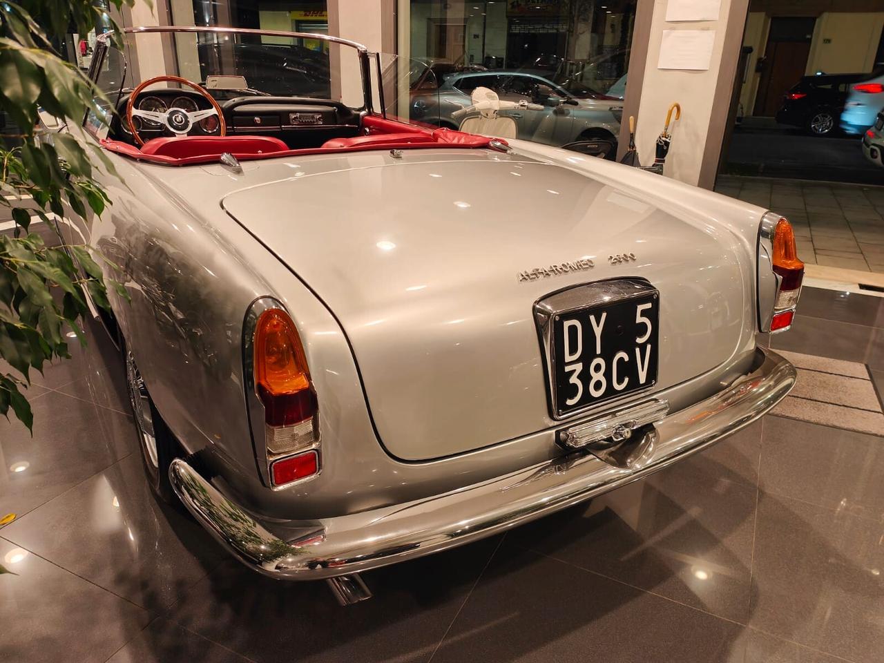 Alfa Romeo 2600 Spider