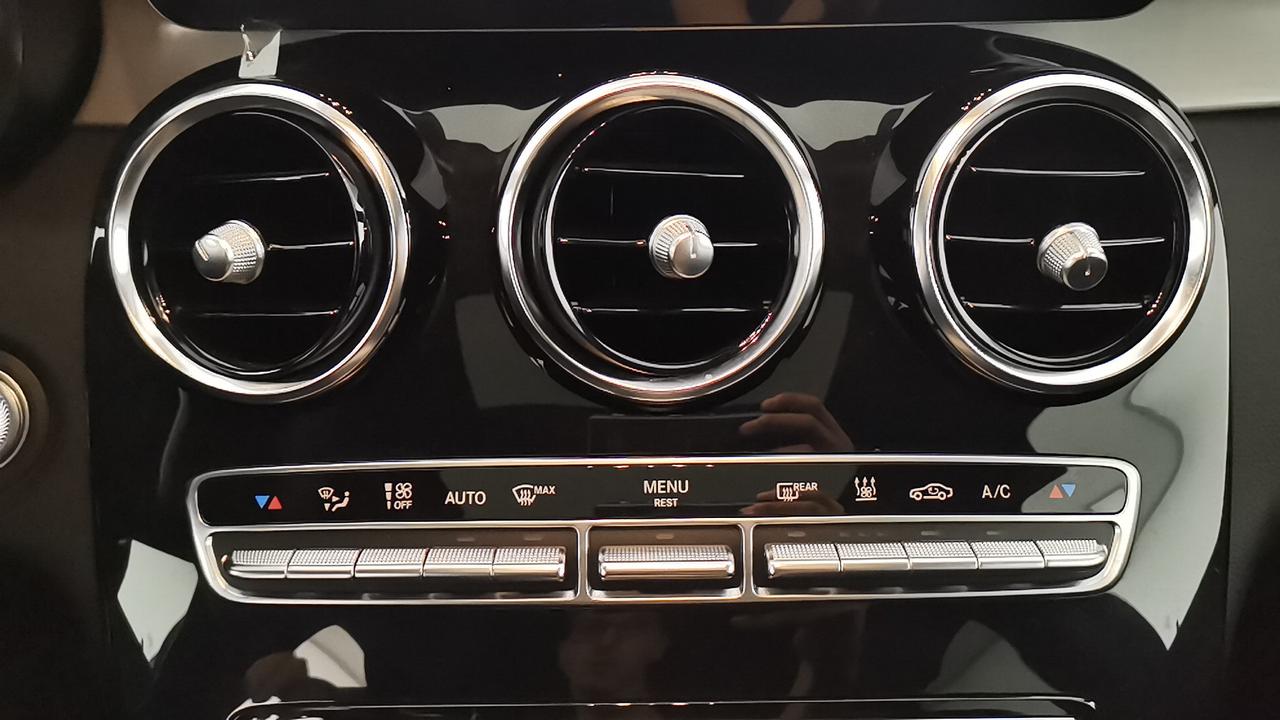 Mercedes-Benz GLC Coupe - C253 2019 - GLC Coupe 300 de eq-power Premium 4matic auto