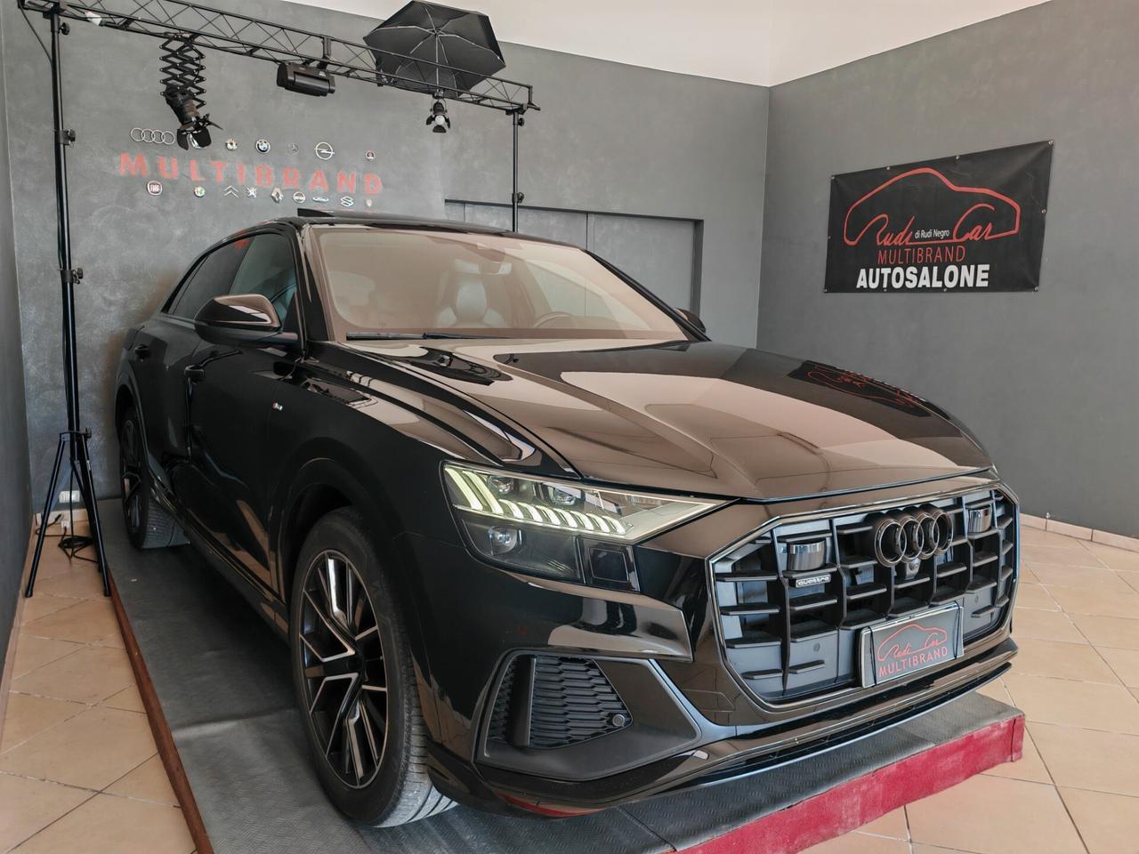 Audi Q8 50 TDI 286 CV quattro tiptronic Sport