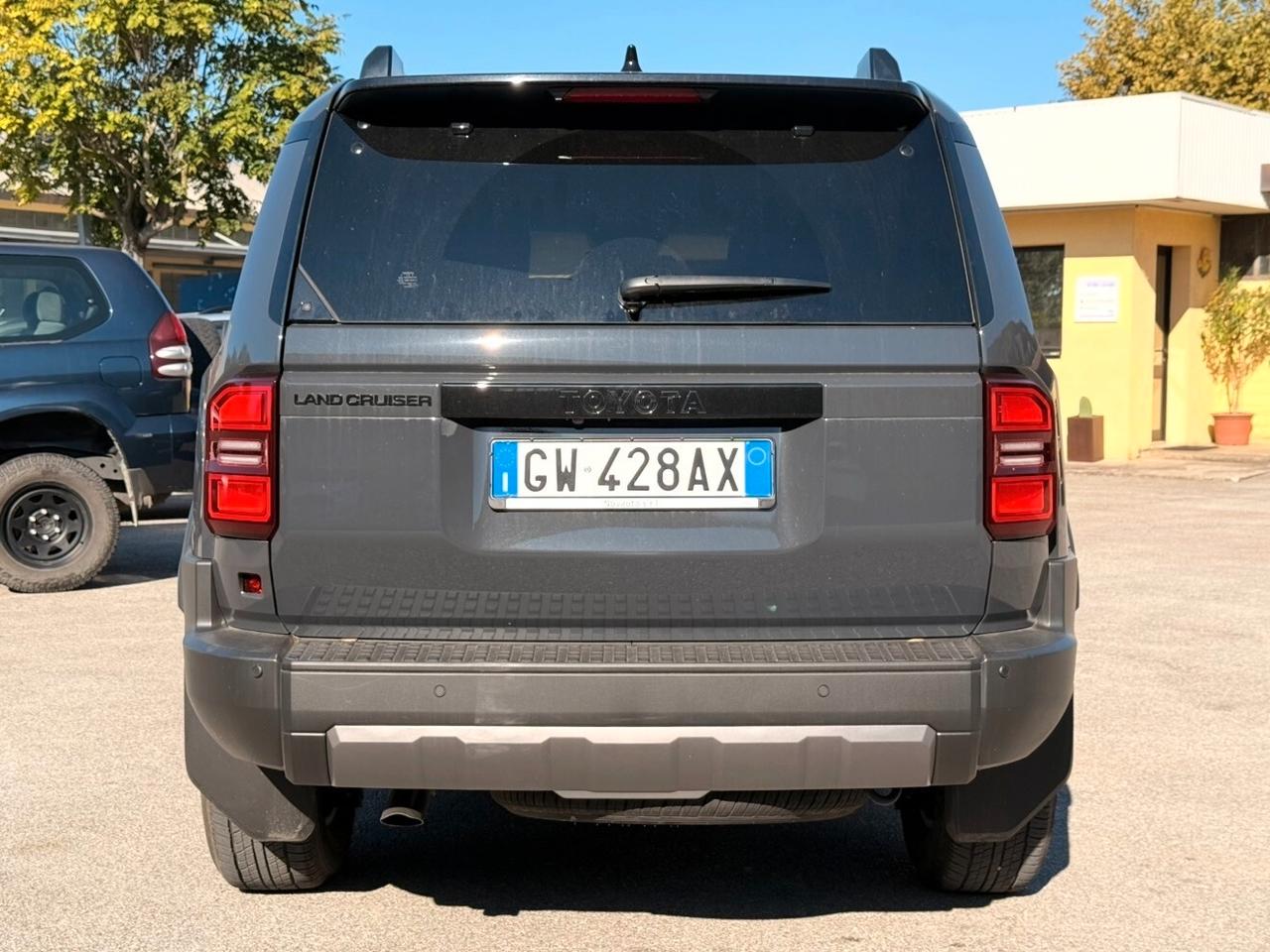 Toyota Land Cruiser 2.8 D4D A/T AWD First Edition