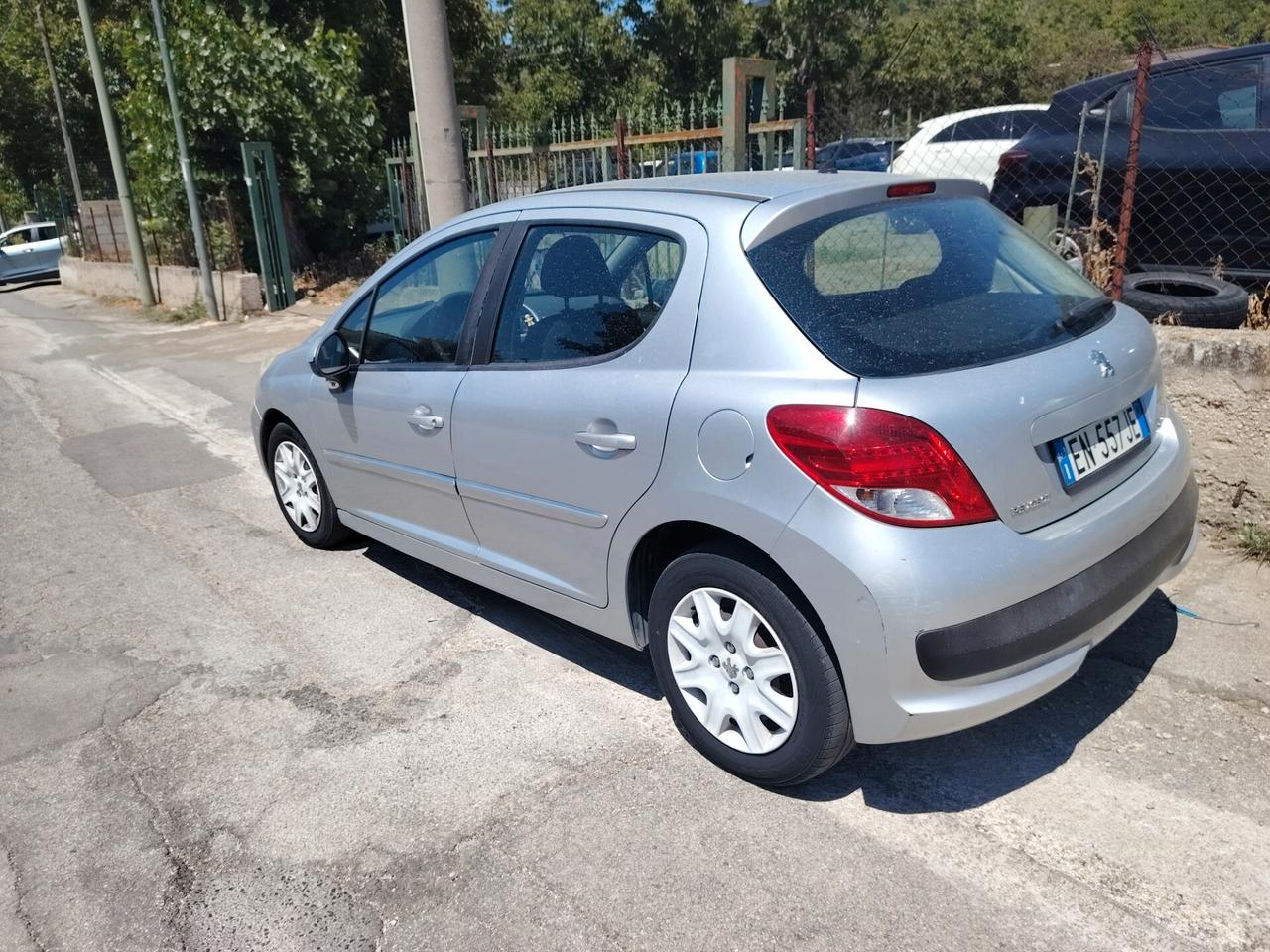 Peugeot 207 1.4 8V 75CV 5p. Energie ECO GPL