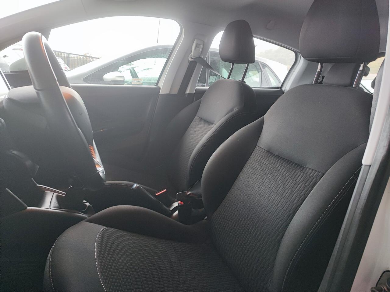 Peugeot 208 PureTech 82 Stop&Start 5 porte Allure