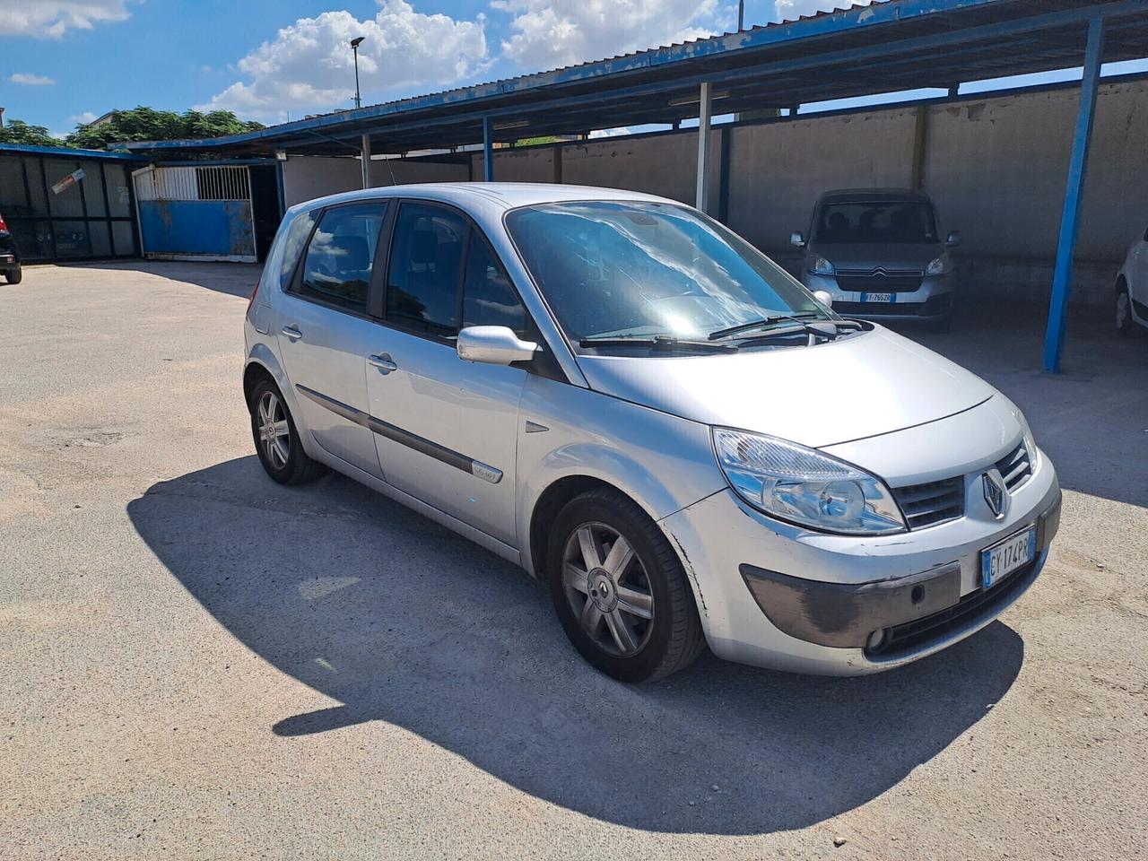 Renault Scenic Scénic 1.6 16V GPL Pack