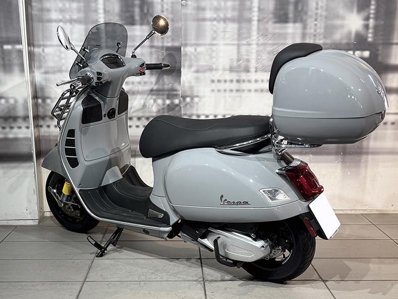 Piaggio Vespa GTS 300 SuperTech HPE Abs