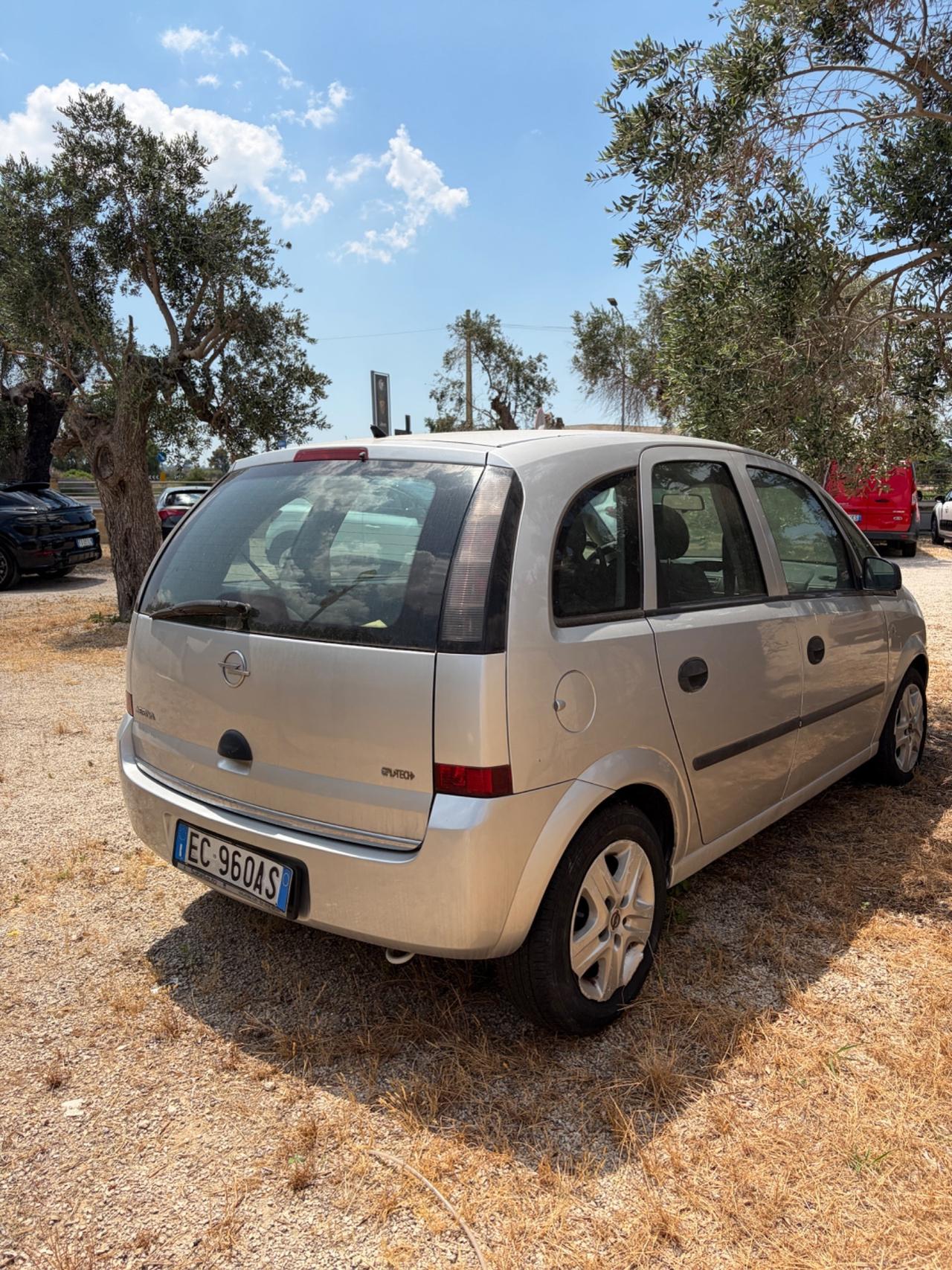 Opel Meriva 1.4 16V GPL-TECH Club con