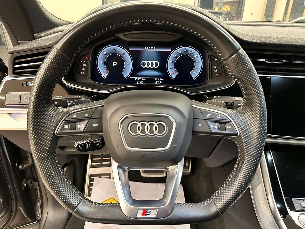 Audi Q8 50TDI 286CV quattro SLine / Garanzia